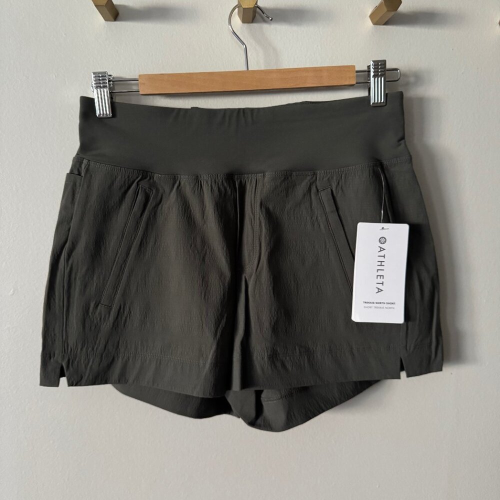 Athleta Trekkie North Short | NWT | Athletic